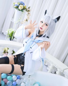 大眼萌妹黑猫猫OvO – 白上吹雪