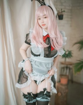 [DJAWA] Bambi – Sheer Bunny Maid