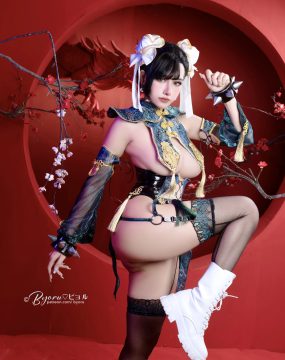 日本性感萝莉Byoru – Chunli