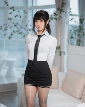 Cosplay汪知子 – OL黑丝