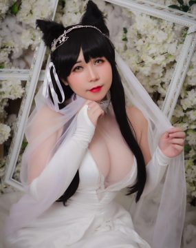 Uy Uy – Atago Wedding