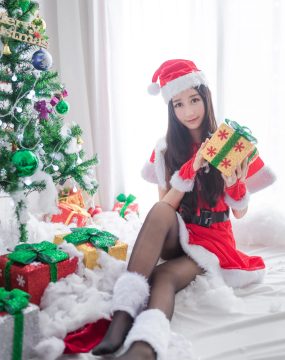 萌系小姐姐木绵绵OwO 圣诞老人和驯鹿酱
